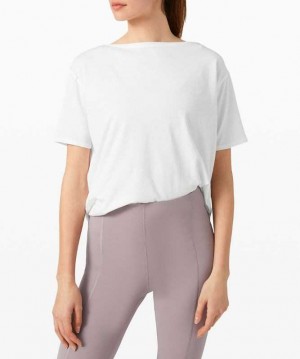 Lululemon Back In Action Sleeve Kadın Üstler Beyaz | GTONYR-759