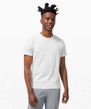 Lululemon The Fundamental T Erkek Üstler Beyaz | EKNFXP-897