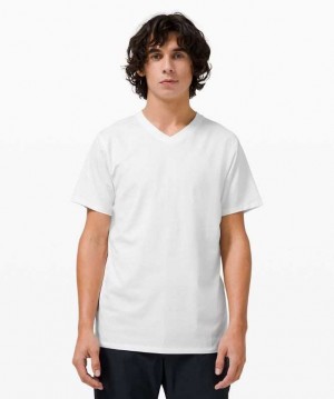 Lululemon The Fundamental V-Neck T-Shirt Erkek Üstler Beyaz | IEPUYJ-964