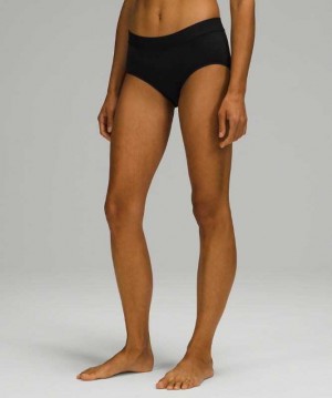 Lululemon UnderEase Mid-Rise Boyshort Kadın İç Giyim Siyah | KEXYMC-579