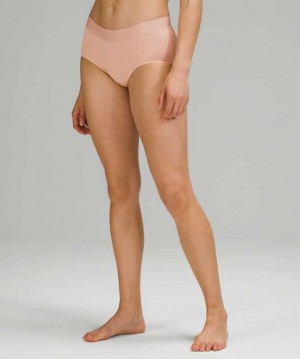 Lululemon UnderEase Mid-Rise Boyshort Kadın İç Giyim Misty Shell | SPQLGX-562